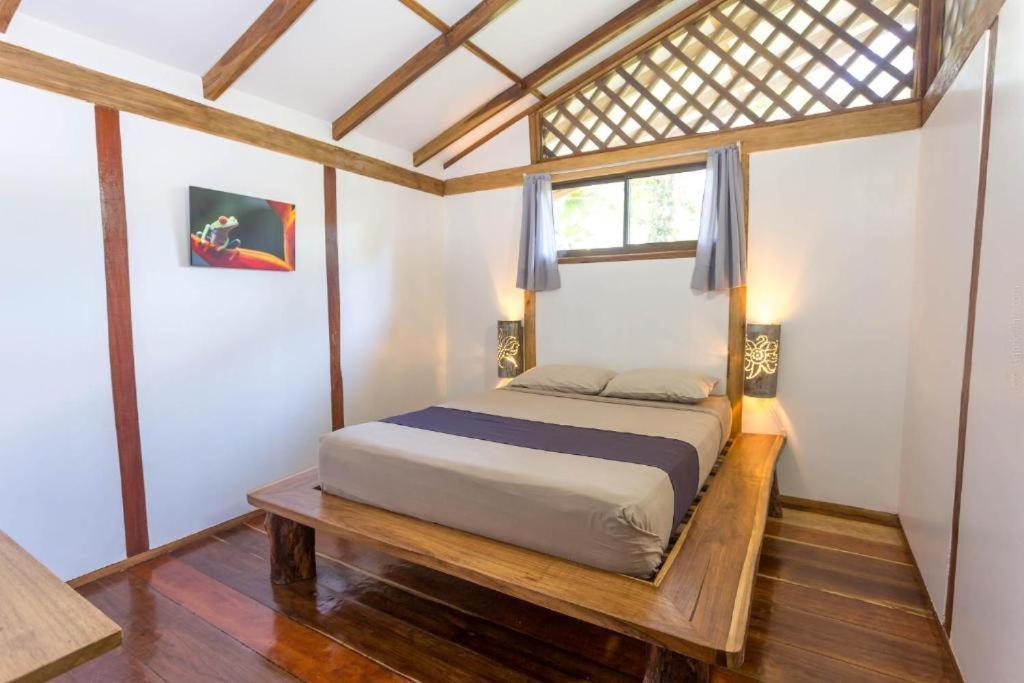 Passion Fruit Lodge Cahuita Extérieur photo