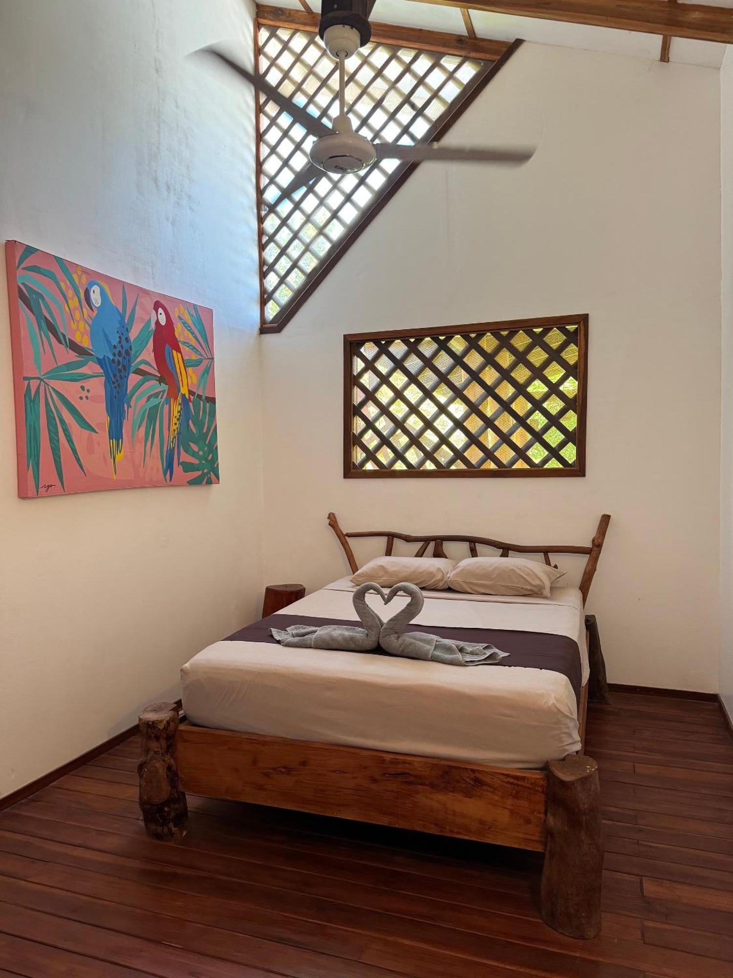 Passion Fruit Lodge Cahuita Extérieur photo