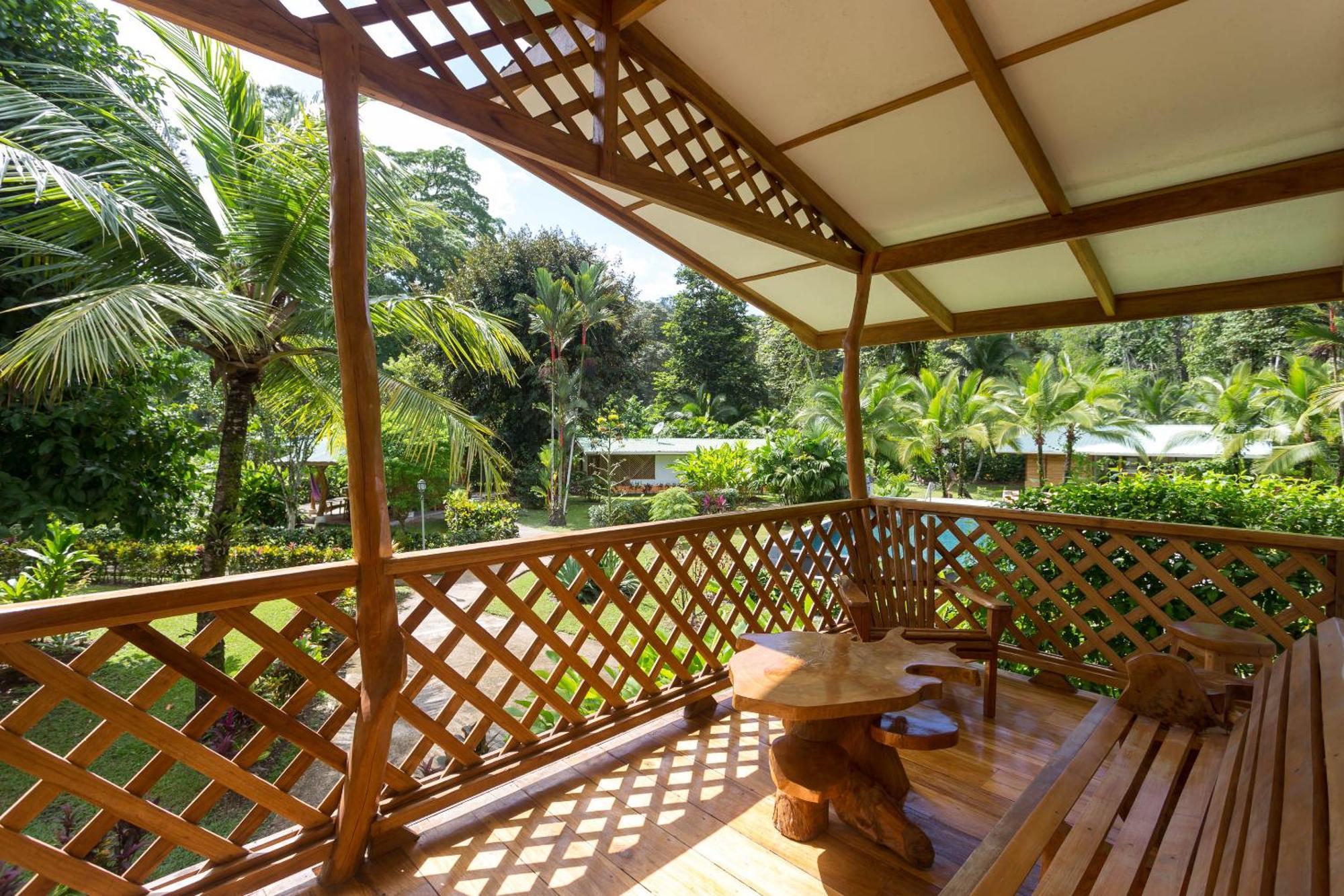 Passion Fruit Lodge Cahuita Extérieur photo