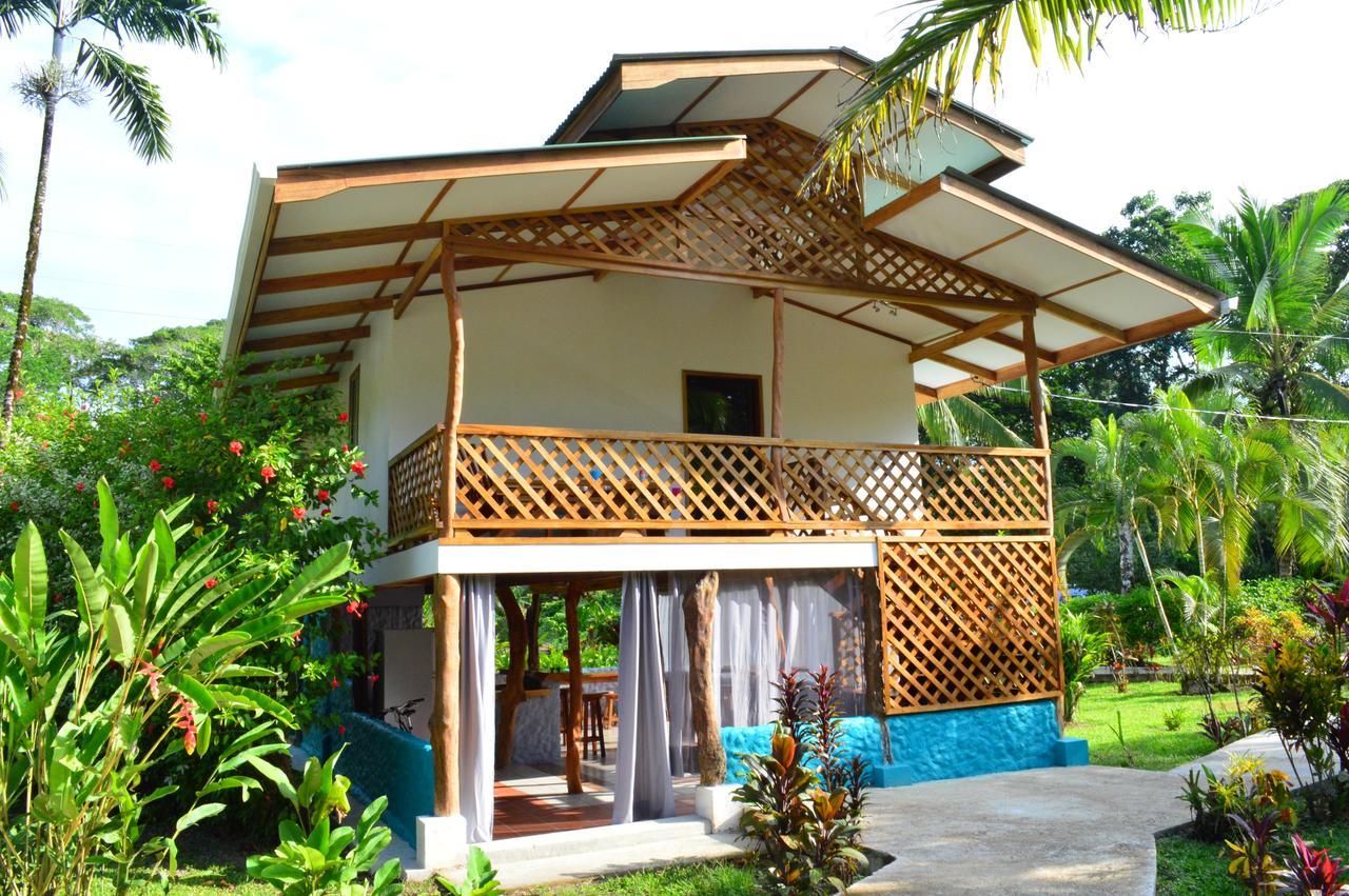 Passion Fruit Lodge Cahuita Extérieur photo