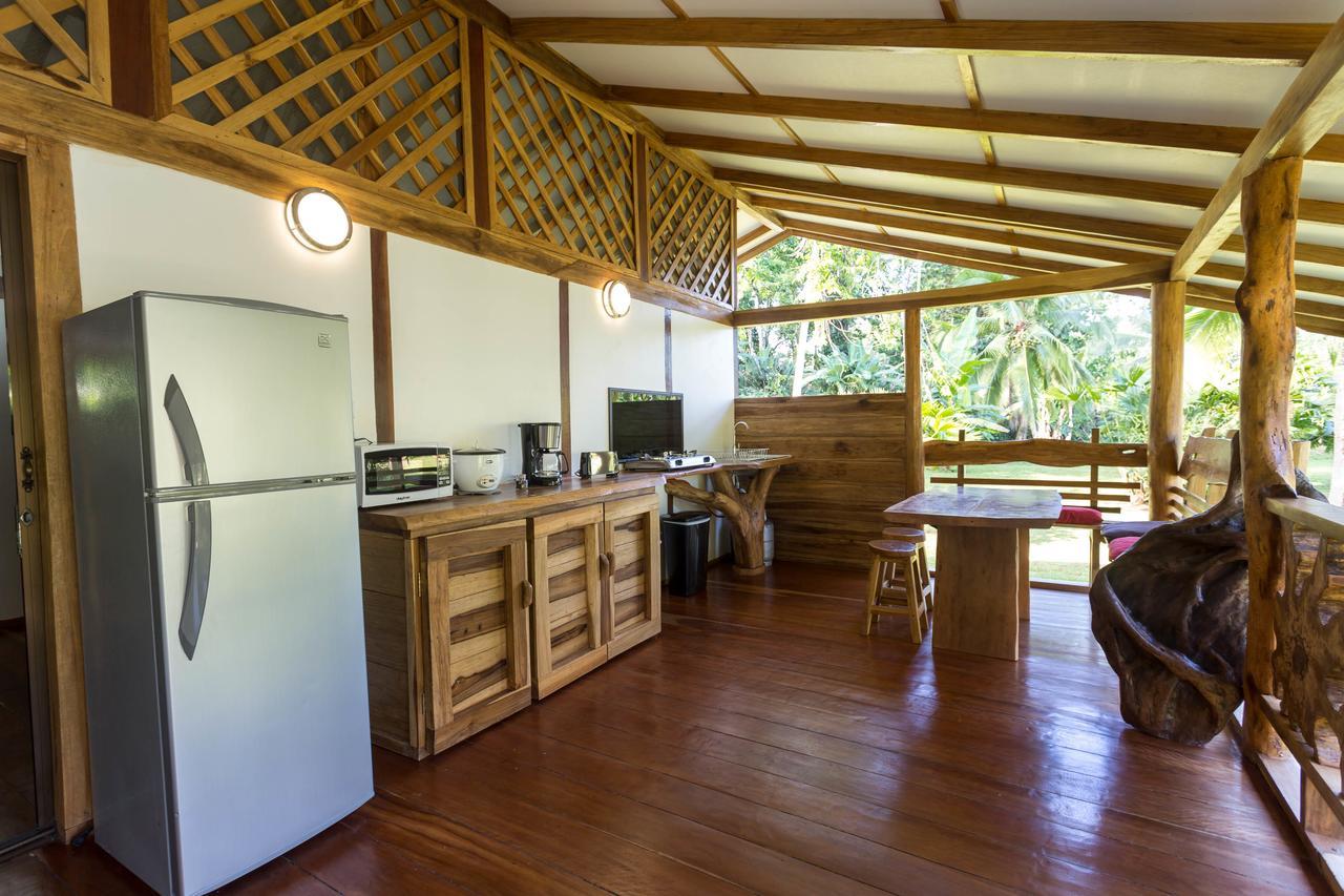 Passion Fruit Lodge Cahuita Extérieur photo