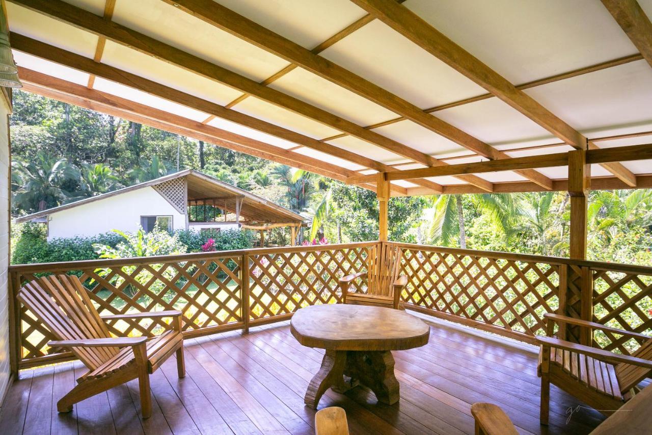 Passion Fruit Lodge Cahuita Extérieur photo